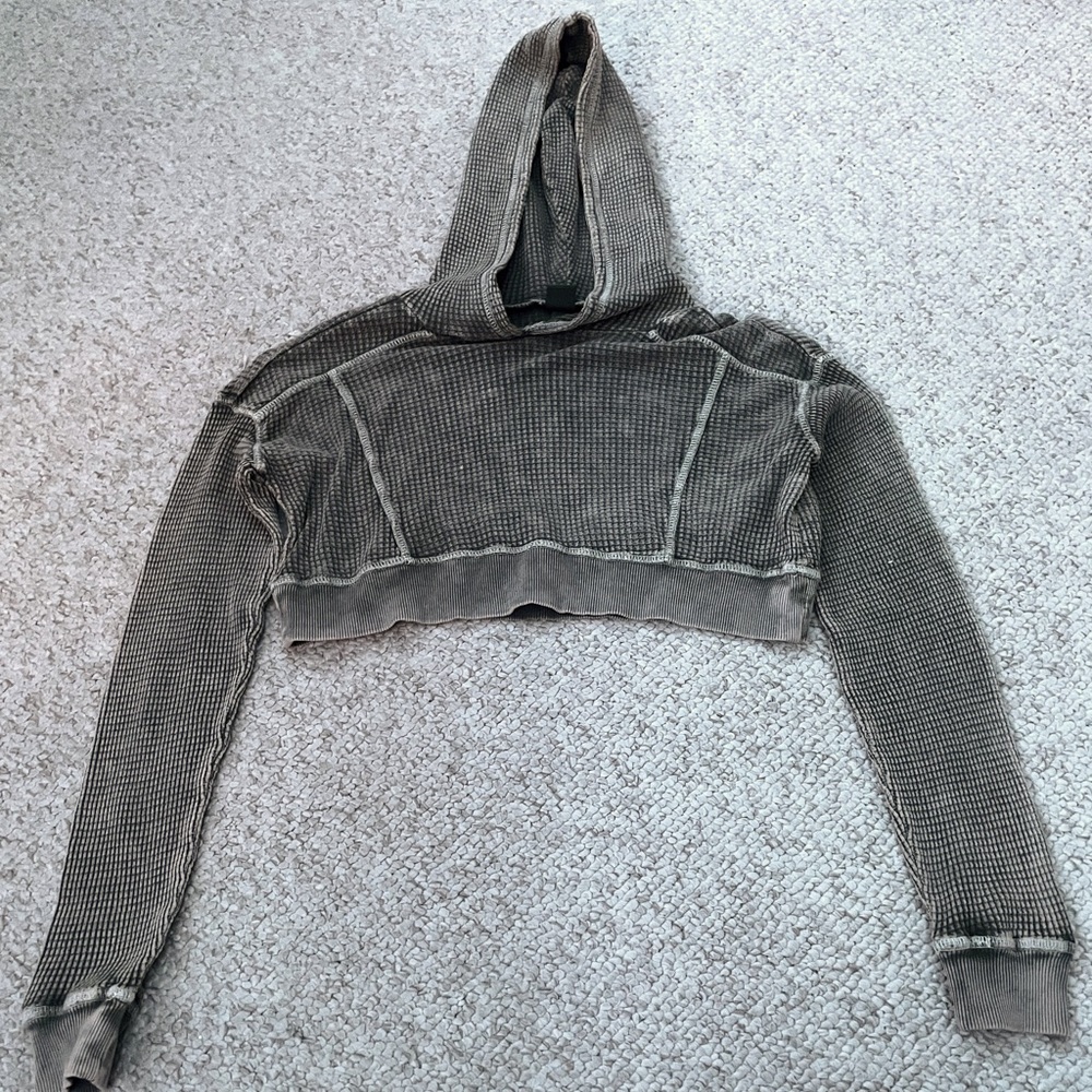 Wild Fable Long Sleeve Crop